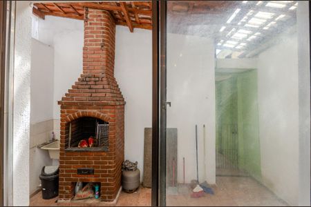 Casa à venda com 188m², 5 quartos e 2 vagasSala janela Casa 2