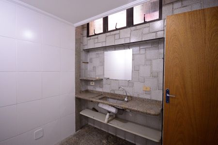 Apartamento para alugar com 58m², 2 quartos e 1 vagaBanheiro do Quarto 2