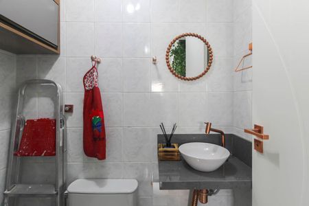 Apartamento à venda com 110m², 2 quartos e 2 vagasBanheiro de Serviço