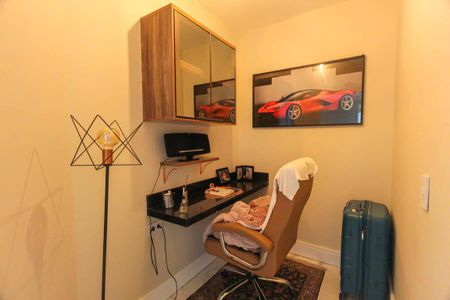 Apartamento à venda com 110m², 2 quartos e 2 vagasEscritorio