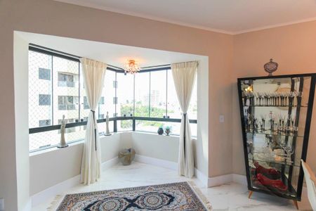 Apartamento à venda com 110m², 2 quartos e 2 vagasSala