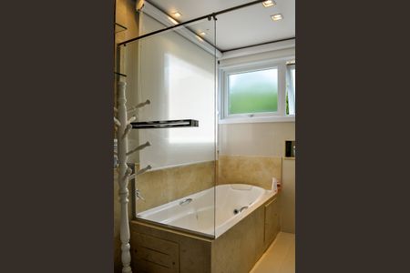 Casa de condomínio à venda com 458m², 5 quartos e 4 vagasBanheiro/Suíte 4