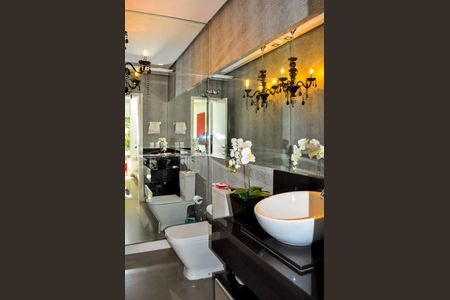 Casa de condomínio à venda com 458m², 5 quartos e 4 vagasLavabo