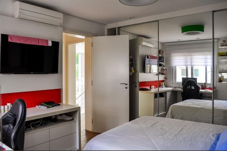 Casa de condomínio à venda com 458m², 5 quartos e 4 vagasSuíte 2