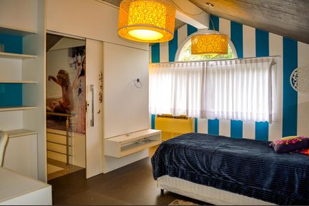 Casa de condomínio à venda com 458m², 5 quartos e 4 vagasSuíte 5