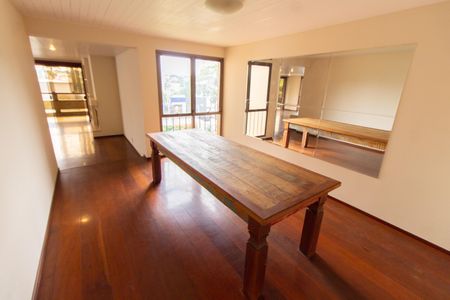 Apartamento à venda com 450m², 6 quartos e 3 vagasSala de Jantar