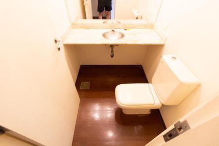 Apartamento à venda com 450m², 6 quartos e 3 vagaslavabo da Sala