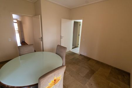 Apartamento à venda com 450m², 6 quartos e 3 vagasCopa