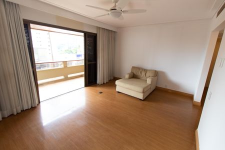 Apartamento à venda com 450m², 6 quartos e 3 vagasSuíte master