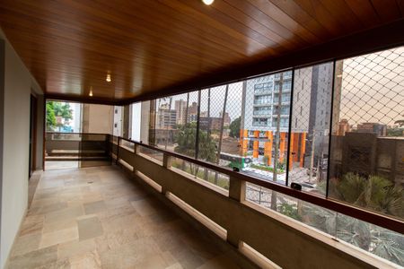 Apartamento à venda com 450m², 6 quartos e 3 vagasVaranda da Sala