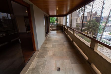 Apartamento à venda com 450m², 6 quartos e 3 vagasVaranda da Sala