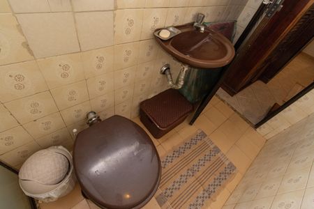 Casa à venda com 180m², 4 quartos e 1 vagaBanheiro da Suíte 2