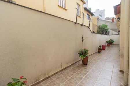 Casa à venda com 180m², 4 quartos e 1 vagaQuintal