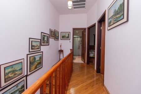 Casa à venda com 180m², 4 quartos e 1 vagaCorredor