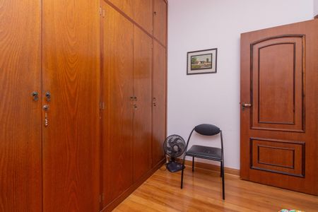 Casa à venda com 180m², 4 quartos e 1 vagaQuarto 2