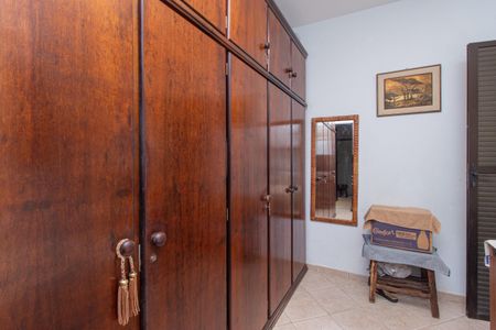 Casa à venda com 180m², 4 quartos e 1 vagaSuíte 2