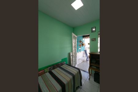 Casa à venda com 112m², 5 quartos e 2 vagas Casa à venda com 112m², 5 quartos e 2 vagasQuarto 4 5