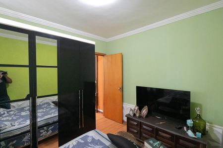 Casa à venda com 112m², 5 quartos e 2 vagas Casa à venda com 112m², 5 quartos e 2 vagasQuarto 1