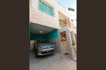 Casa à venda com 112m², 5 quartos e 2 vagas Casa à venda com 112m², 5 quartos e 2 vagasGaragem