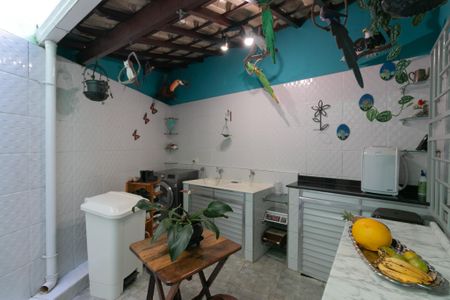 Casa à venda com 112m², 5 quartos e 2 vagas Casa à venda com 112m², 5 quartos e 2 vagasÁrea de Serviço