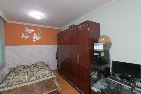 Casa à venda com 112m², 5 quartos e 2 vagas Casa à venda com 112m², 5 quartos e 2 vagasQuarto 5 Suíte