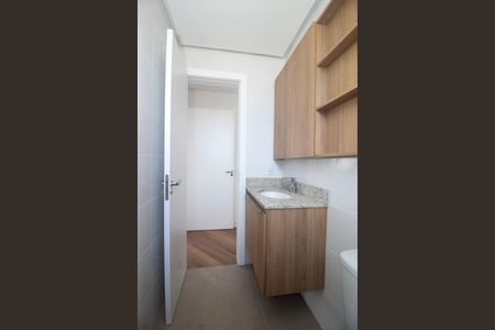 Apartamento à venda com 66m², 2 quartos e 2 vagasBanheiro da Suíte