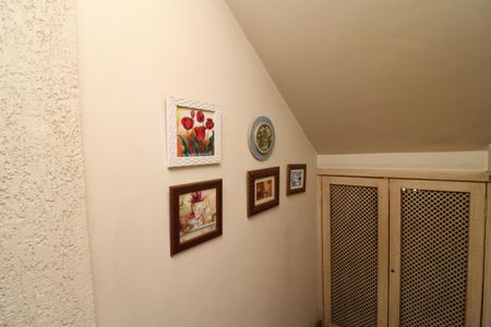 Casa à venda com 384m², 4 quartos e 2 vagasCorredor