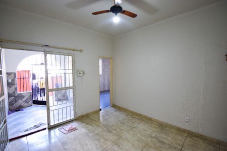 Apartamento à venda com 64m², 3 quartos e sem vagaSala