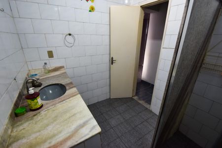 Apartamento à venda com 64m², 3 quartos e sem vagaBanheiro 2