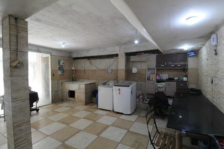 Casa à venda com 200m², 1 quarto e 4 vagasÁrea de serviço
