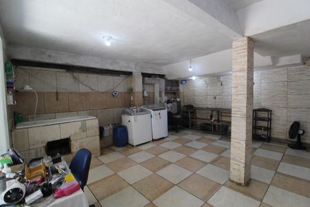 Casa à venda com 200m², 1 quarto e 4 vagasÁrea de serviço