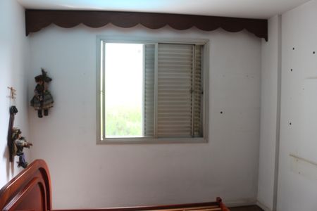 Apartamento à venda com 200m², 4 quartos e 2 vagasQuarto 2