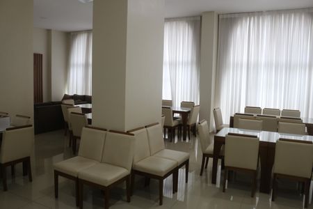 Apartamento à venda com 200m², 4 quartos e 2 vagasÁrea comum - Salão de festas