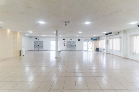 Apartamento para alugar com 123m², 2 quartos e 2 vagas Apartamento para alugar com 123m², 2 quartos e 2 vagasÁrea comum - Salão de festas