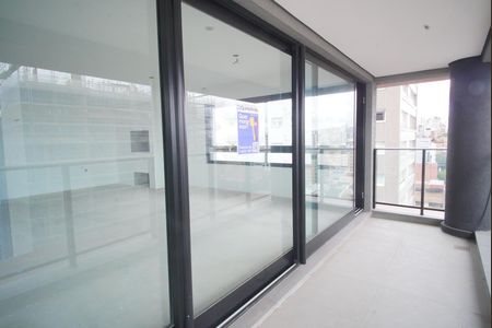 Apartamento à venda com 208m², 3 quartos e 4 vagasAdesivo na Varanda