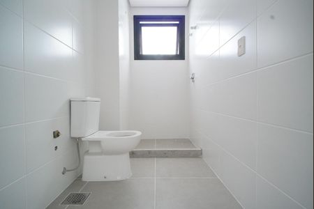 Apartamento à venda com 208m², 3 quartos e 4 vagasBanheiro da Suíte 2