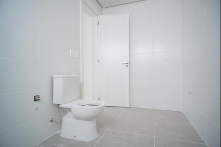 Apartamento à venda com 208m², 3 quartos e 4 vagasBanheiro da Suíte 1