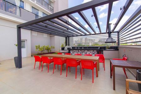 Apartamento para alugar com 43m², 2 quartos e sem vagaÁrea comum - Churrasqueira