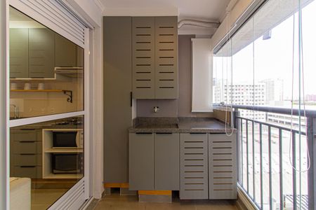 Apartamento para alugar com 43m², 2 quartos e sem vagaVaranda