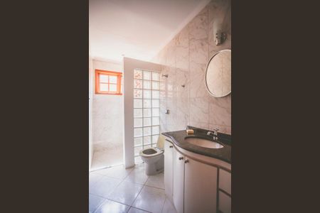 Casa à venda com 180m², 3 quartos e 2 vagasBanheiro Suíte