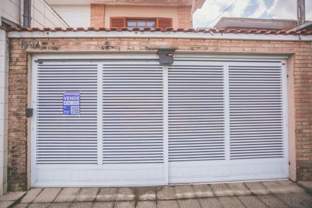 Casa à venda com 180m², 3 quartos e 2 vagasFachada