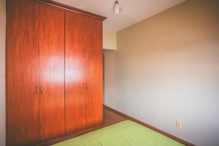 Casa à venda com 180m², 3 quartos e 2 vagasSuíte