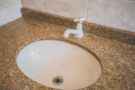 Casa à venda com 180m², 3 quartos e 2 vagasBanheiro 2