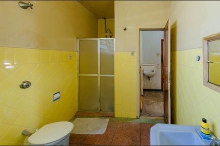 Casa à venda com 300m², 3 quartos e 4 vagasBanheiro