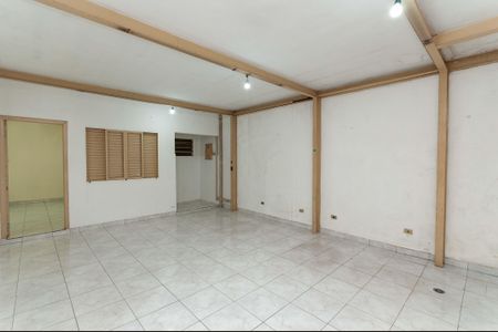 Casa para alugar com 180m², 3 quartos e 4 vagas Casa para alugar com 180m², 3 quartos e 4 vagasSalão