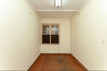 Casa para alugar com 180m², 3 quartos e 4 vagas Casa para alugar com 180m², 3 quartos e 4 vagasQuarto 2