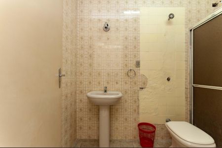 Casa para alugar com 180m², 3 quartos e 4 vagas Casa para alugar com 180m², 3 quartos e 4 vagasBanheiro de Serviço