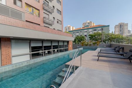 Apartamento à venda com 47m², 1 quarto e 1 vagaÁrea comum - Piscina