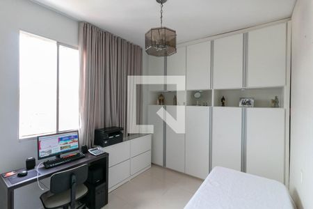 Apartamento à venda com 130m², 4 quartos e 2 vagasSuíte