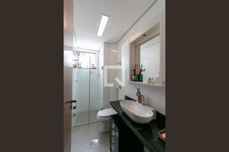 Apartamento à venda com 130m², 4 quartos e 2 vagasBanheiro Social